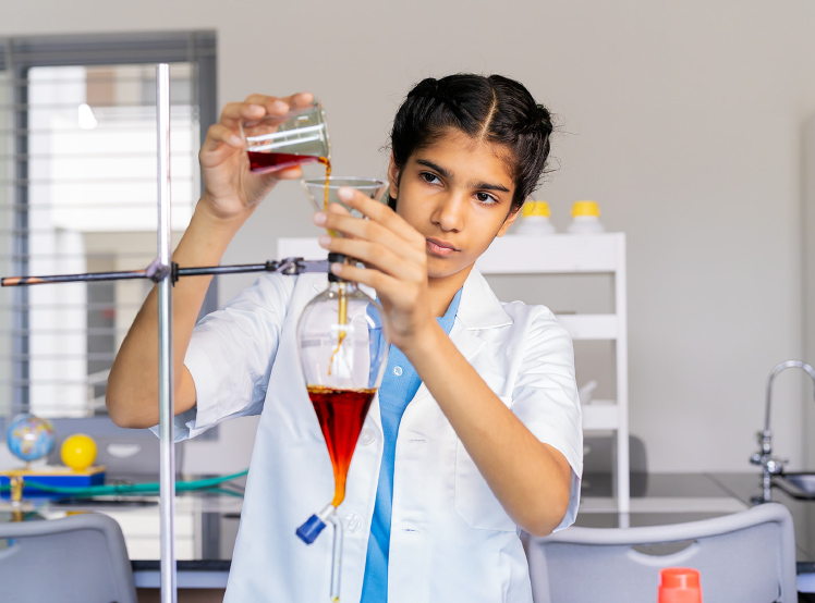 7.Science Labs